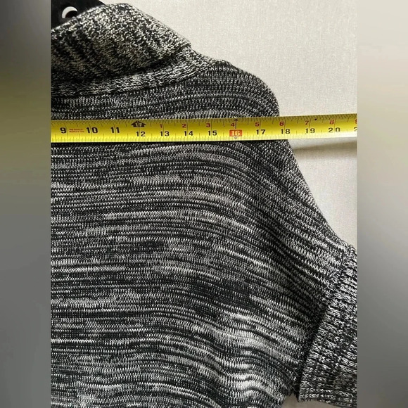 Kenneth Cole Black/ White Short sleeve cotton knit zipper cardigan Sz S - Picture 12 of 15